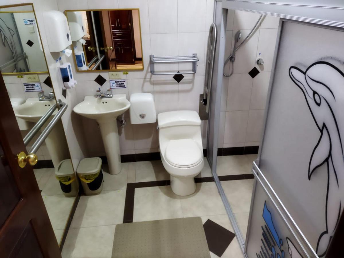 Hotel Velanez Suite Риобамба Экстерьер фото