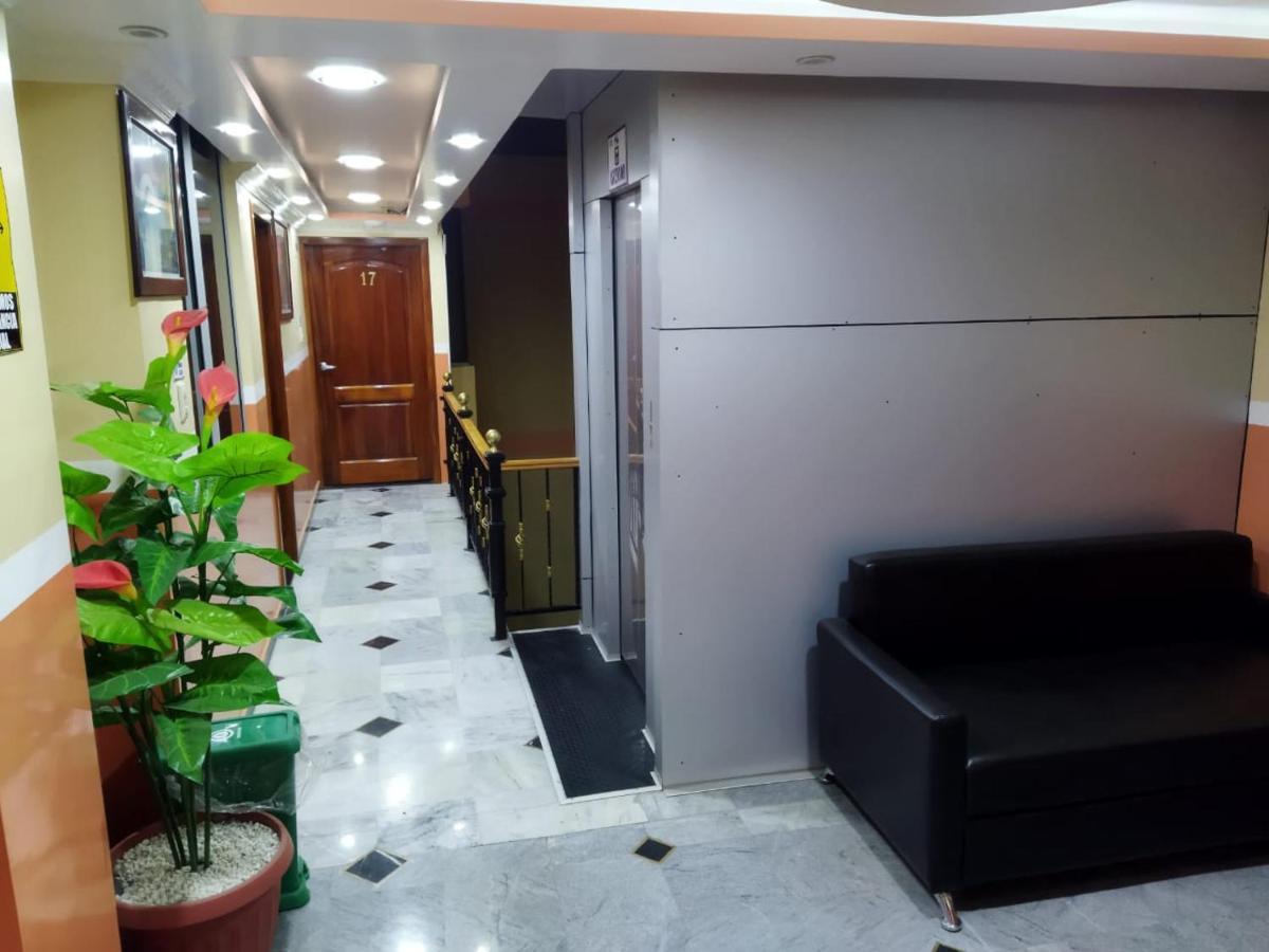 Hotel Velanez Suite Риобамба Экстерьер фото
