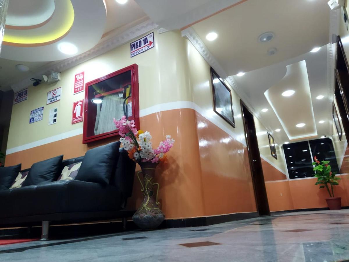 Hotel Velanez Suite Риобамба Экстерьер фото