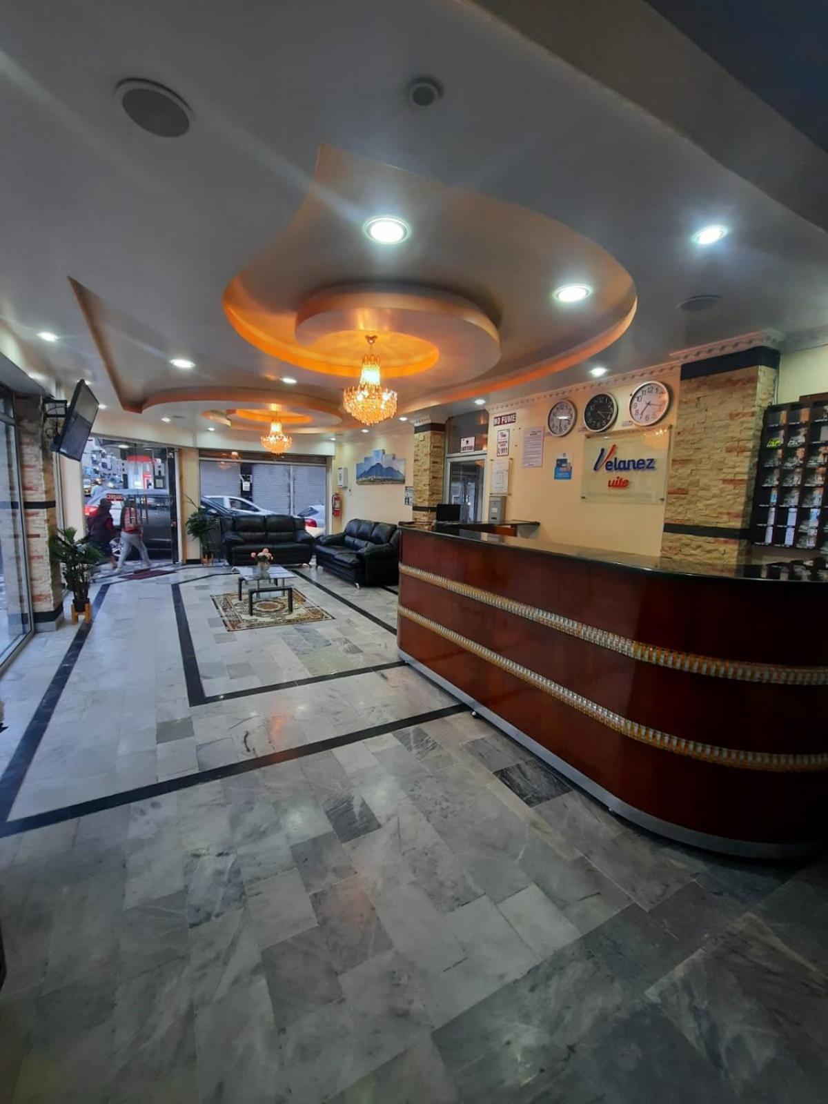 Hotel Velanez Suite Риобамба Экстерьер фото